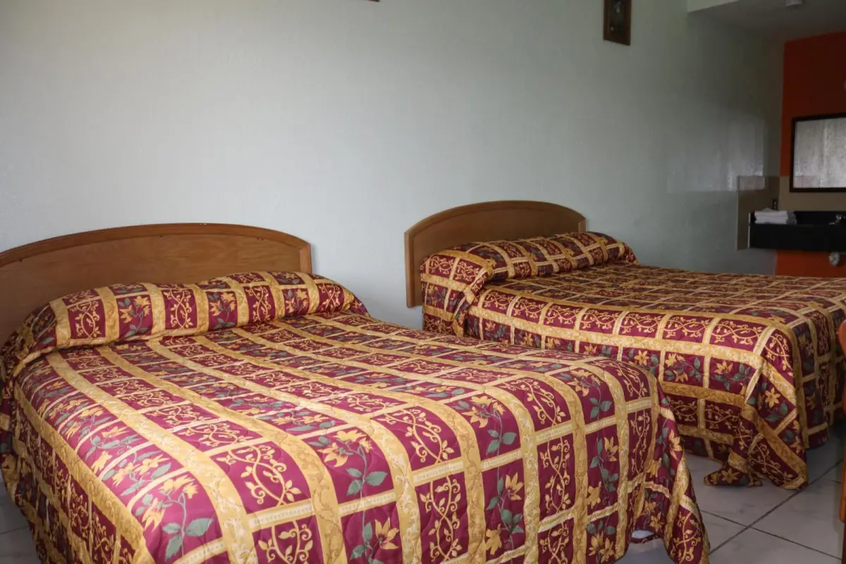 Great Western Inn 8